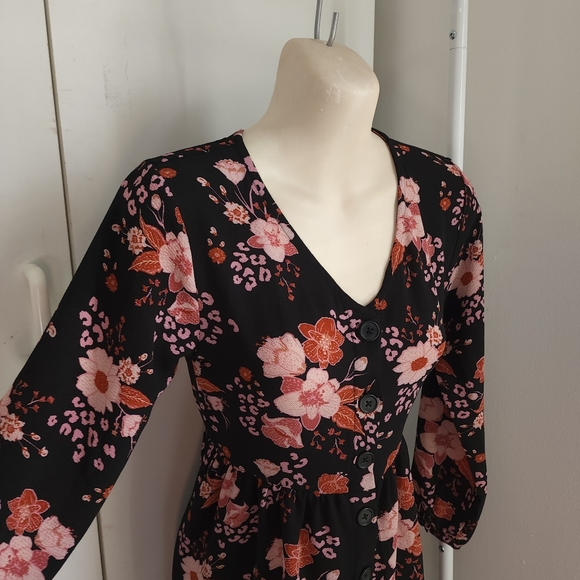 Aus 10 K-D Floral Red Black Long Sleeve V Neck Dress - Picture 12 of 16